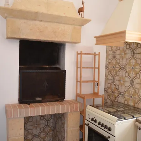 Trullo Levante Valle D'itria チステルニーノ