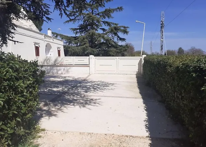 Trullo Levante Valle D'itria 別荘